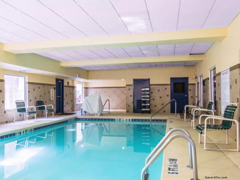 Quality Inn Union City – Comfortable, Convenient & Affordable Stays