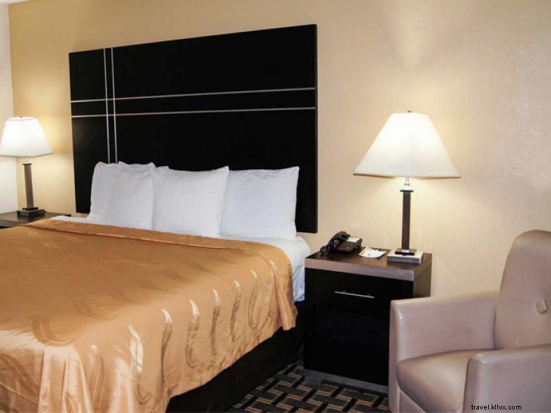 Quality Inn Union City – Comfortable, Convenient & Affordable Stays