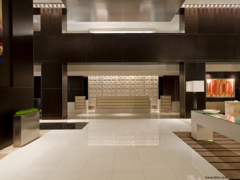 Loews Atlanta Hotel – Luxury Comfort & Premier City Views