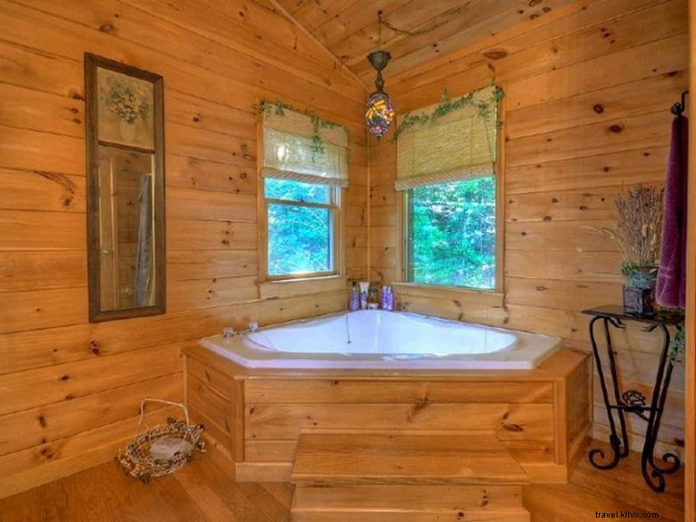 Red Apple Cabin – Cozy Blue Ridge Getaway