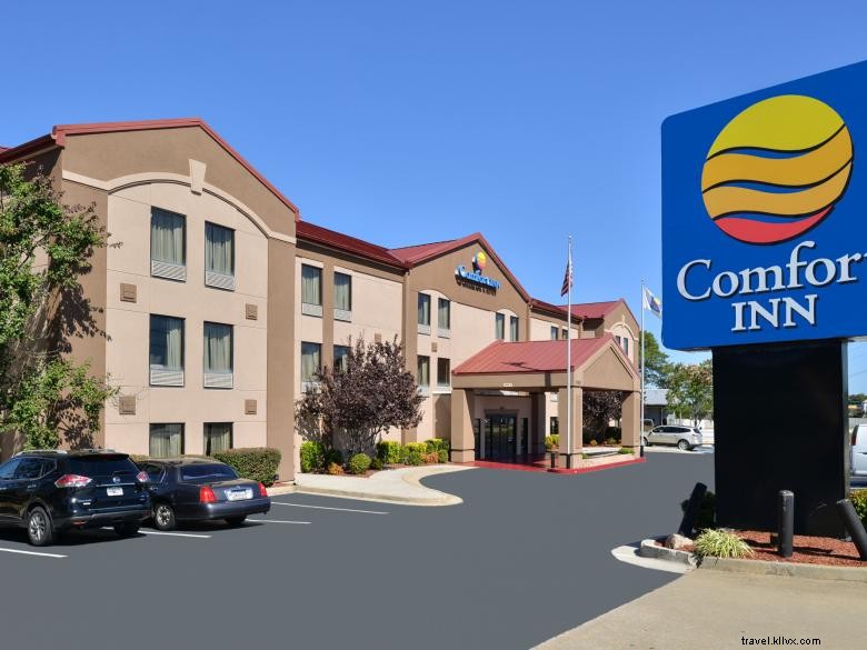 Comfort Inn & Suites – Relaxing Comfort & Convenient Stay in Stone Mountain