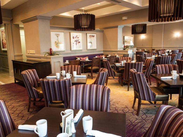 DoubleTree by Hilton Savannah – Historic District Luxury Stay