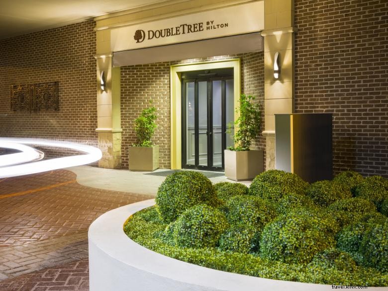 DoubleTree by Hilton Savannah – Historic District Luxury Stay