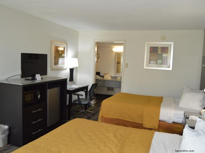 Quality Inn & Suites – Thomasville Conference Center: Comfort & Convenience for Business Travelers