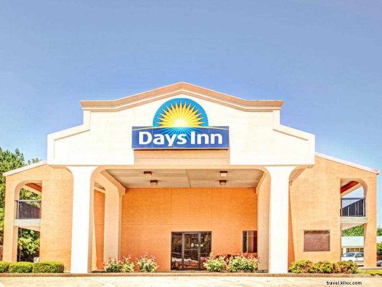 Days Inn by Wyndham Kennesaw – Comfortable, Convenient, Affordable Stay