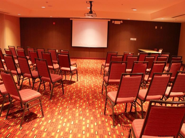 Courtyard by Marriott Atlanta McDonough – Comfortable, Convenient, Modern