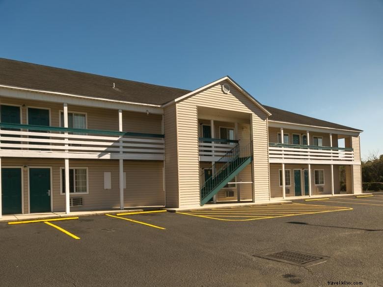 Cumberland Kings Bay Lodges – Premium Waterfront Accommodation