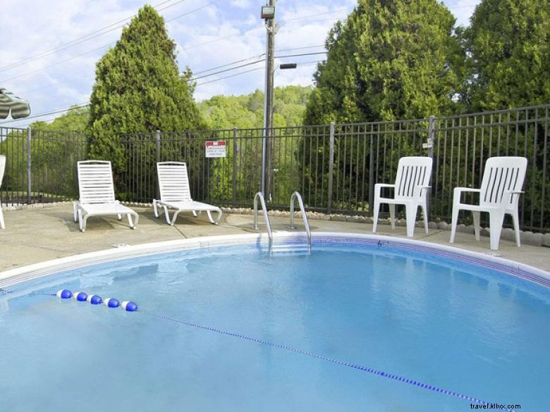 Days Inn by Wyndham – Comfortable Stay in Cartersville, GA