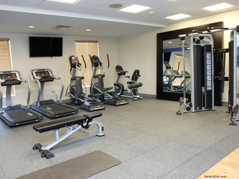 Hampton Inn & Suites Rome – Comfortable & Convenient Stay