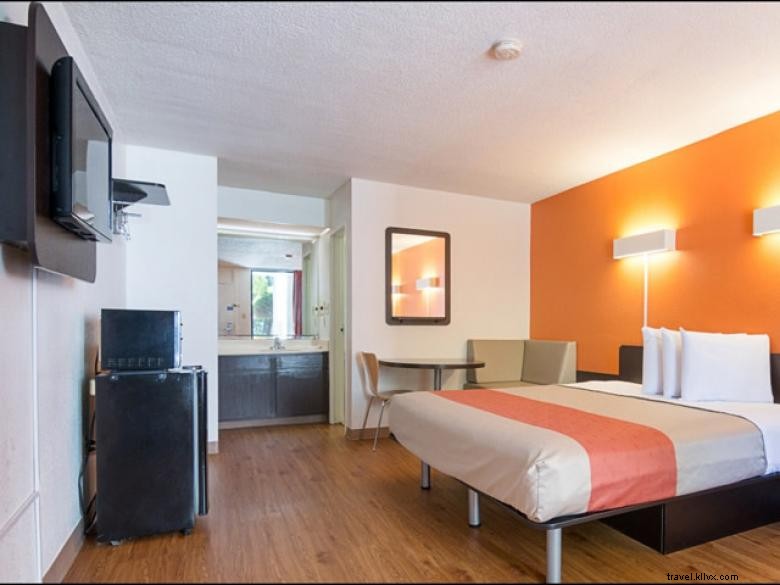 Motel 6 Newnan – Comfortable & Affordable Stay in Georgia