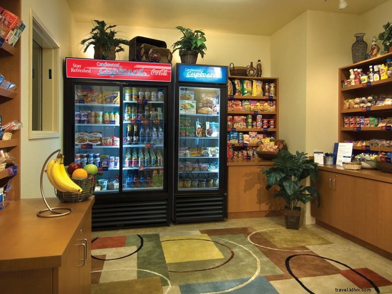 Stay Comfortably at Candlewood Suites Atlanta – Spacious Suites & Full Kitchens