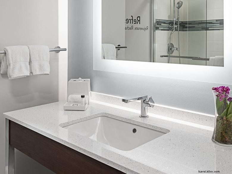 EVEN Hotels Alpharetta – Premier Stay in the Avalon Area