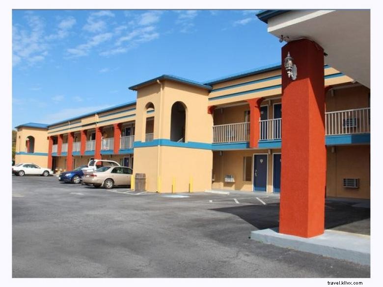 Sandcastle Inn – Charming Coastal Retreat in Tybee, Georgia