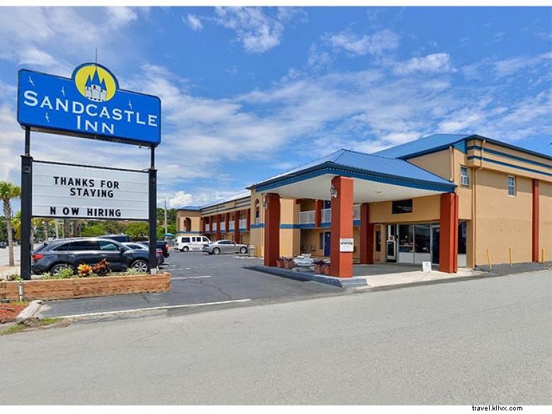 Sandcastle Inn – Charming Coastal Retreat in Tybee, Georgia