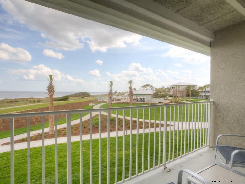 Holiday Inn Resort Jekyll Island – Luxury Oceanfront Getaway & Family‑Friendly Experience