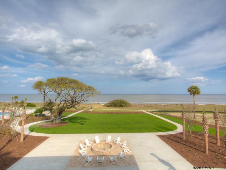 Holiday Inn Resort Jekyll Island – Luxury Oceanfront Getaway & Family‑Friendly Experience