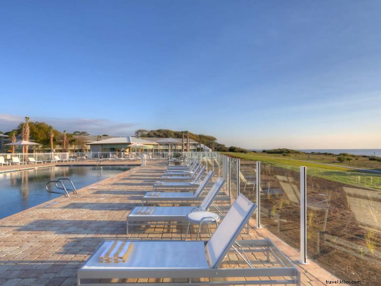 Holiday Inn Resort Jekyll Island – Luxury Oceanfront Getaway & Family‑Friendly Experience