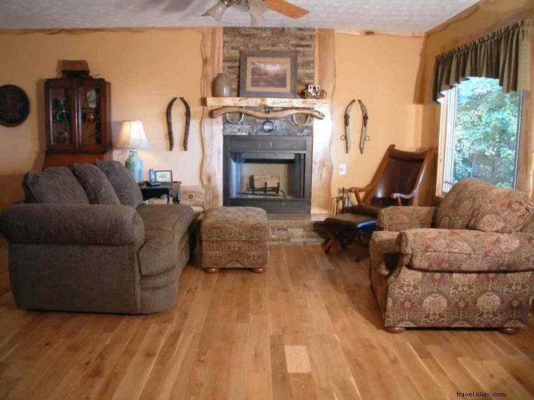 Wagon Wheel Ridge LLC – Premier Construction & Real Estate Development