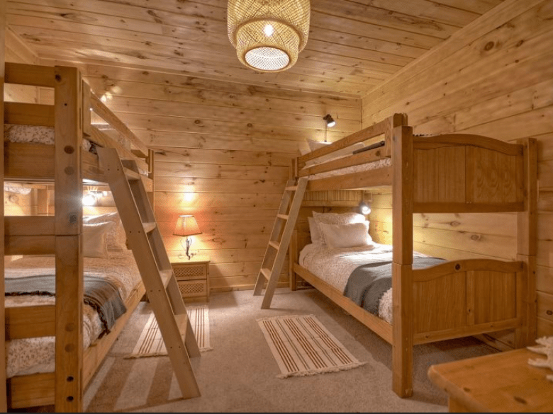 Cabin Edelweiss: Your Tranquil Alpine Getaway