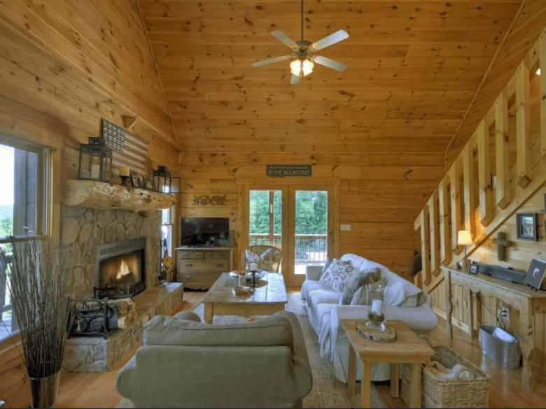 Cabin Edelweiss: Your Tranquil Alpine Getaway