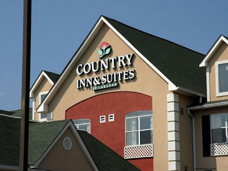 Country Inn & Suites by Radisson – McDonough: Comfort & Convenience