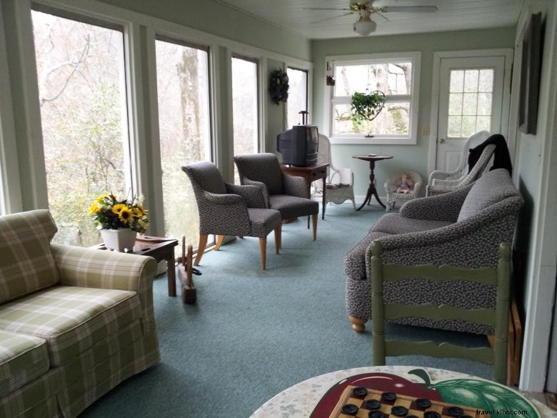 Mountain Cabin Rental – Your Cozy Home with Breathtaking Views