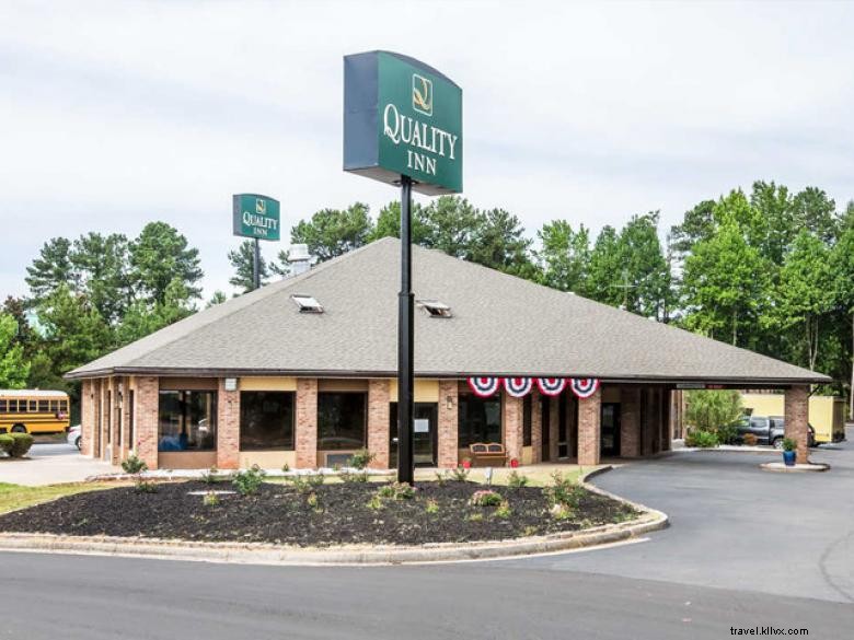 Quality Inn Stockbridge – Comfortable & Convenient Hotel Experience