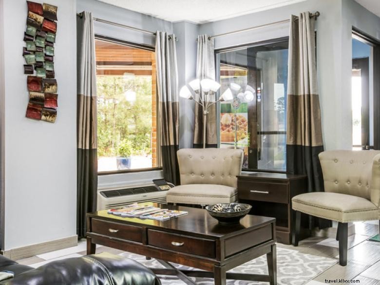 Quality Inn Stockbridge – Comfortable & Convenient Hotel Experience