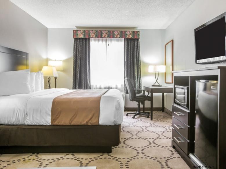 Quality Inn Stockbridge – Comfortable & Convenient Hotel Experience