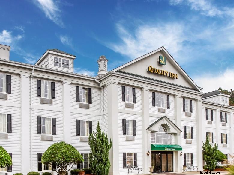 Quality Inn Newnan: Comfortable Stay & Convenient Location