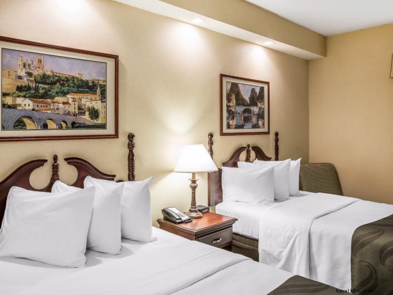Quality Inn Newnan: Comfortable Stay & Convenient Location