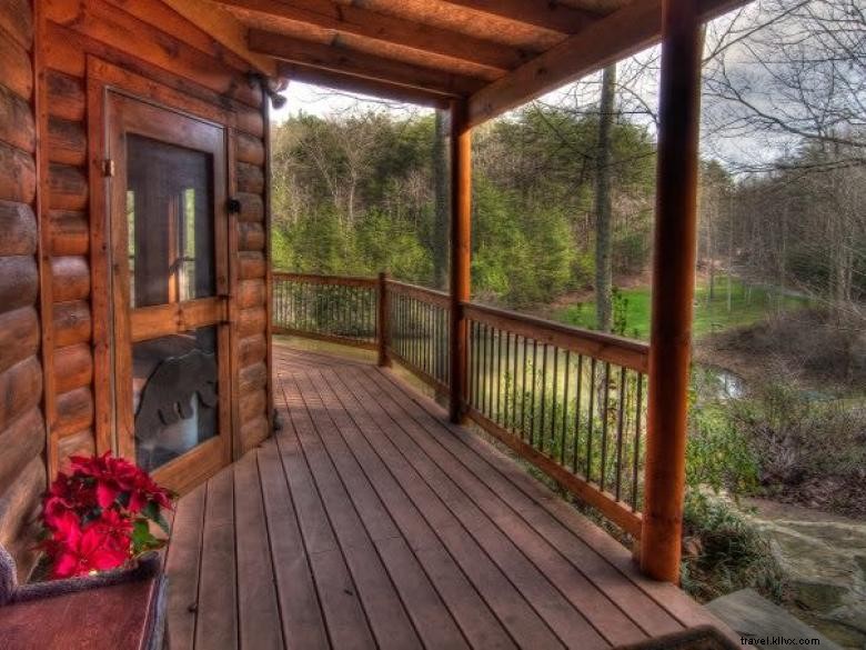 Bear Ridge Lodge – Your Secluded Mountain Retreat