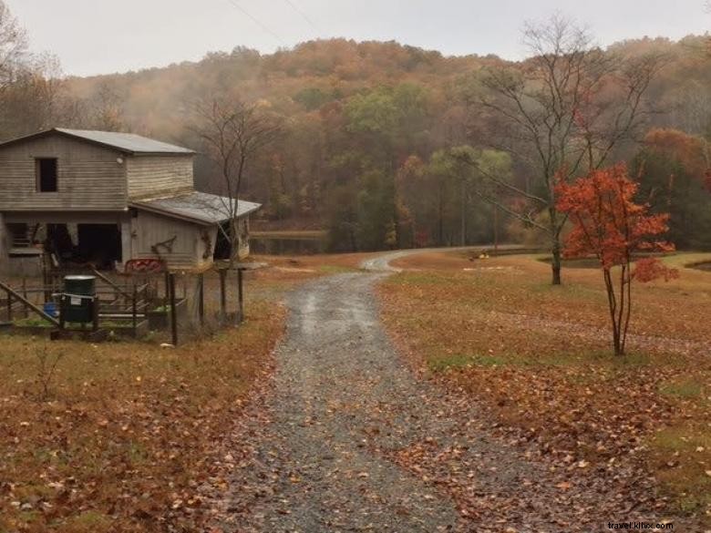 6 Ponds Farm – Charming Family Home with Cozy Back Porch Fireplace