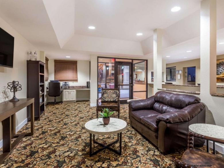 Days Inn by Wyndham Tifton – Comfort & Convenience in Scenic Southwest Georgia