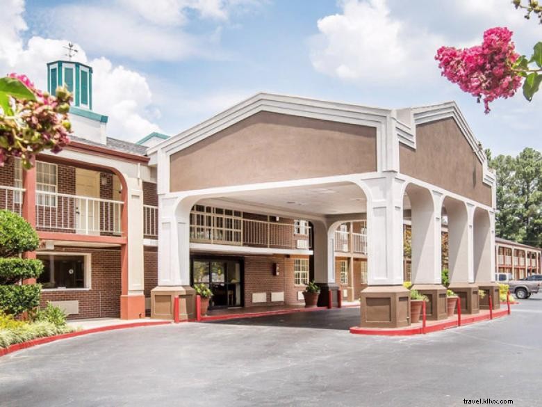 Quality Inn Northeast – Comfortable & Convenient Stays