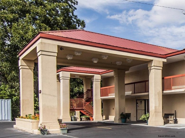 Oyo Hotel Rome: Comfort & Convenience in the Heart of Italy