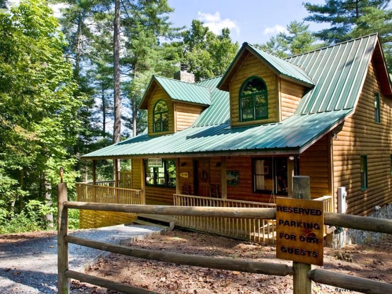 Cooper Creek Mountain Cabin Retreat – Luxury & Secluded Comfort