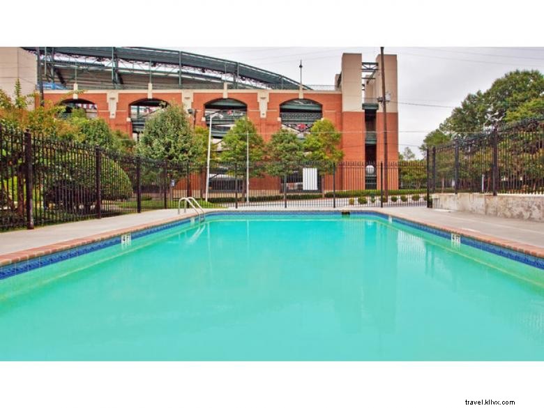 Country Inn & Suites by Radisson – Downtown Atlanta South, Close to Turner Field