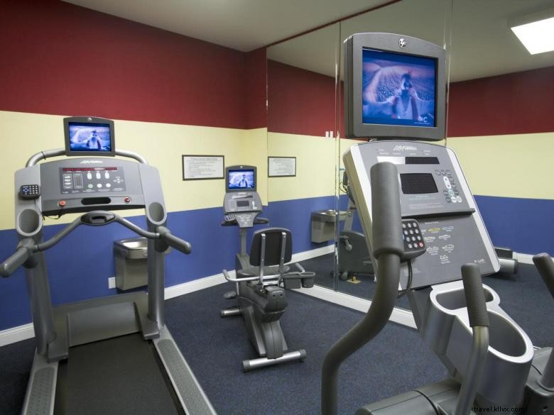 Comfort Inn & Suites – Premier Comfort Near Savannah Airport