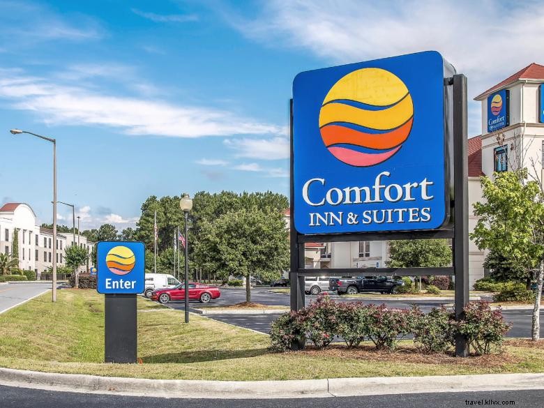 Comfort Inn & Suites – Premier Comfort Near Savannah Airport