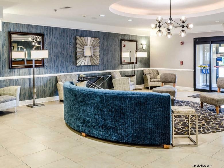 Comfort Inn & Suites – Premier Comfort Near Savannah Airport