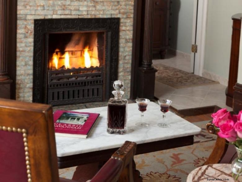 Azalea Inn & Villas: Luxury Retreat with Beautiful Gardens