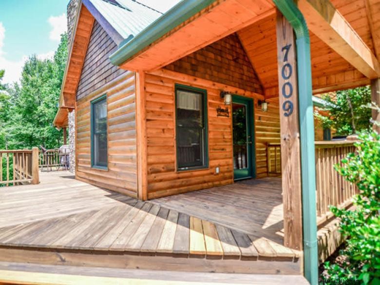 Little Bear Rentals: Cozy Cabins in Northeast Georgia Mountains