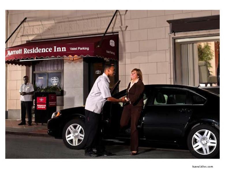 Residence Inn Downtown Atlanta – Luxury Suites & Prime Location