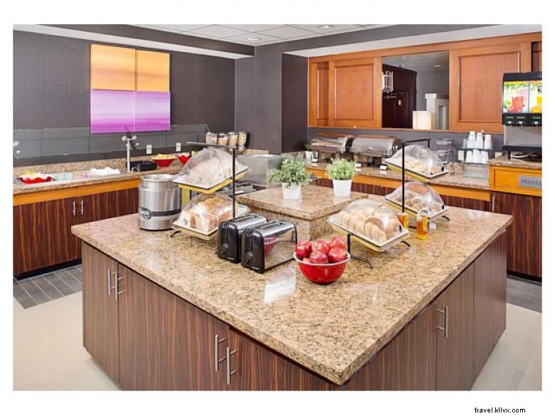 Residence Inn Downtown Atlanta – Luxury Suites & Prime Location