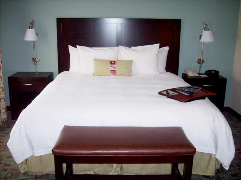 Hampton Inn & Suites Savannah – Airport: Comfortable & Convenient Stay