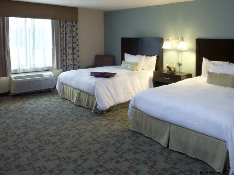 Hampton Inn & Suites Savannah – Airport: Comfortable & Convenient Stay