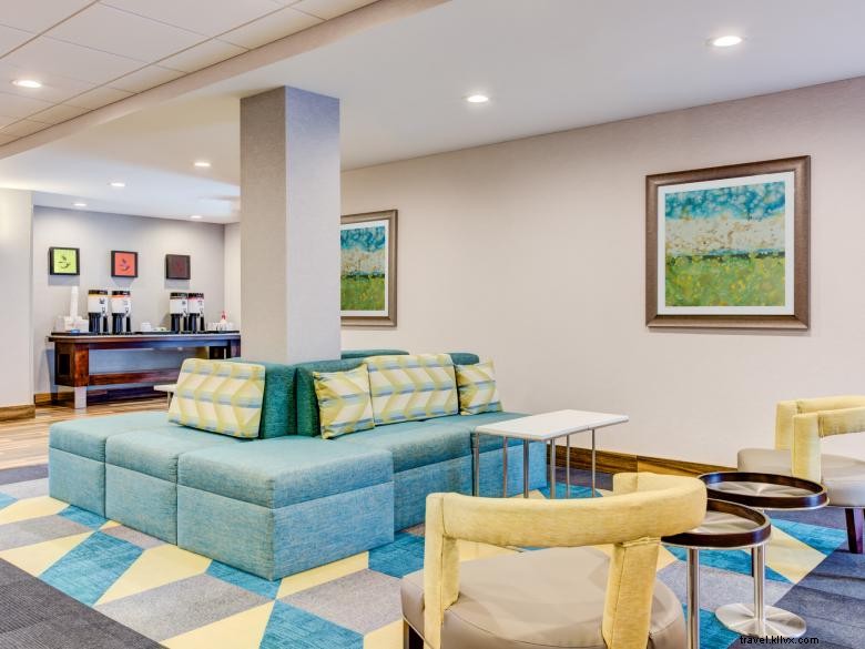 Hampton Inn & Suites Macon I-475 – Comfortable Hotel with Modern Amenities