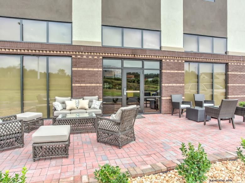 Hampton Inn & Suites Macon I-475 – Comfortable Hotel with Modern Amenities