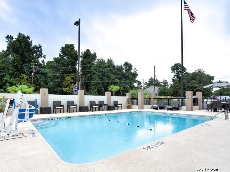 Hampton Inn & Suites Macon I-475 – Comfortable Hotel with Modern Amenities